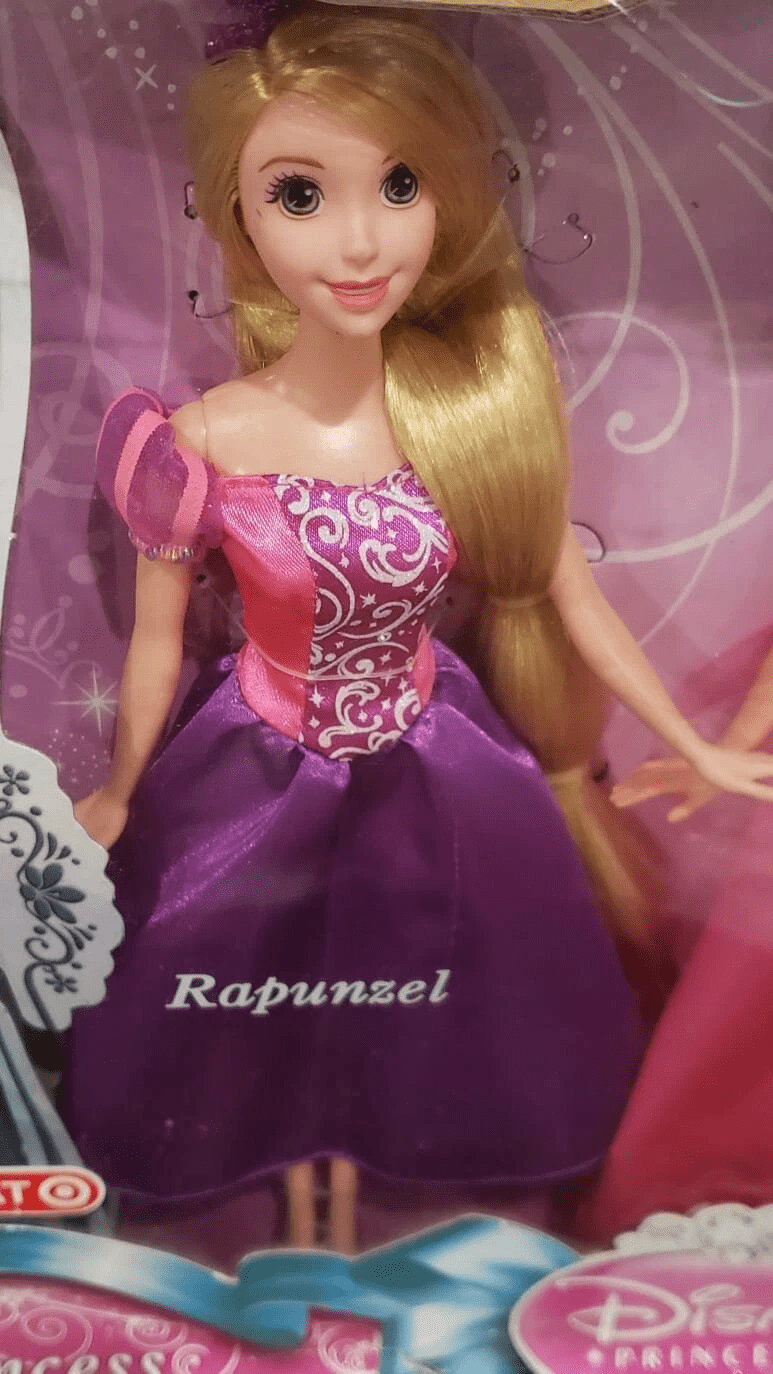 7 Princess Doll Collection Set, 11 Inches Each, Sparkling Outfits & Brushable Hair, Toddler Toys 3+, Gift-Ready with Handle