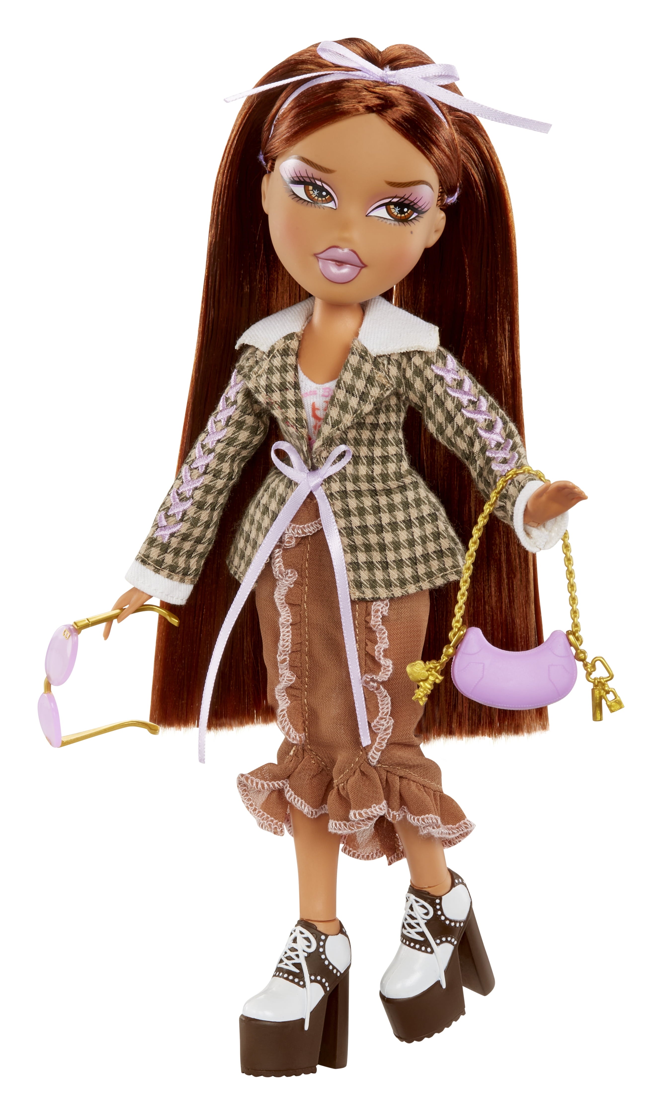Bratz Stylin' Yasmin Fashion Doll with Customizable T-Shirt for You and Accessories