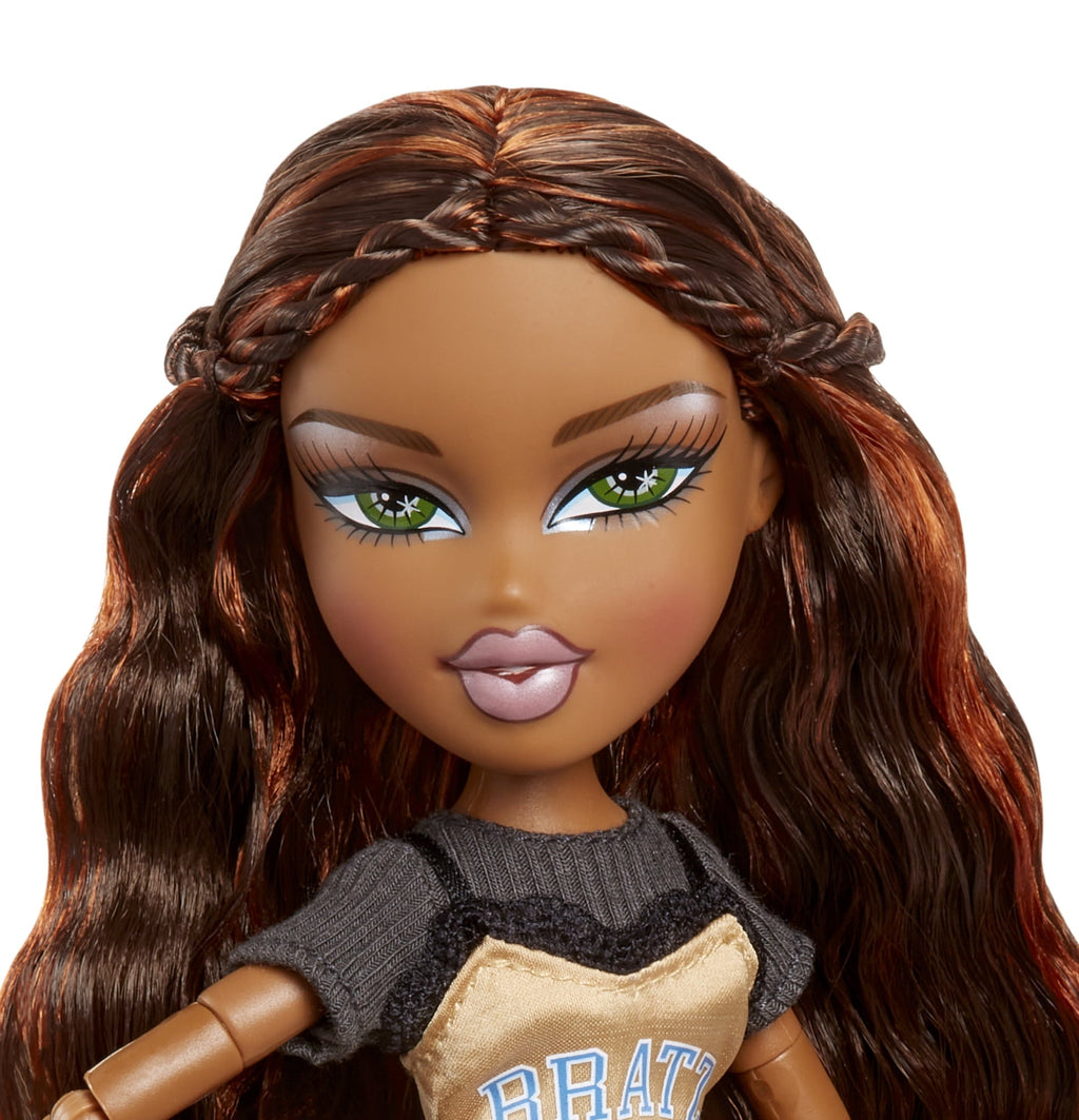 Bratz Stylin' Sasha Fashion Doll with Customizable T-Shirt for You and Accessories