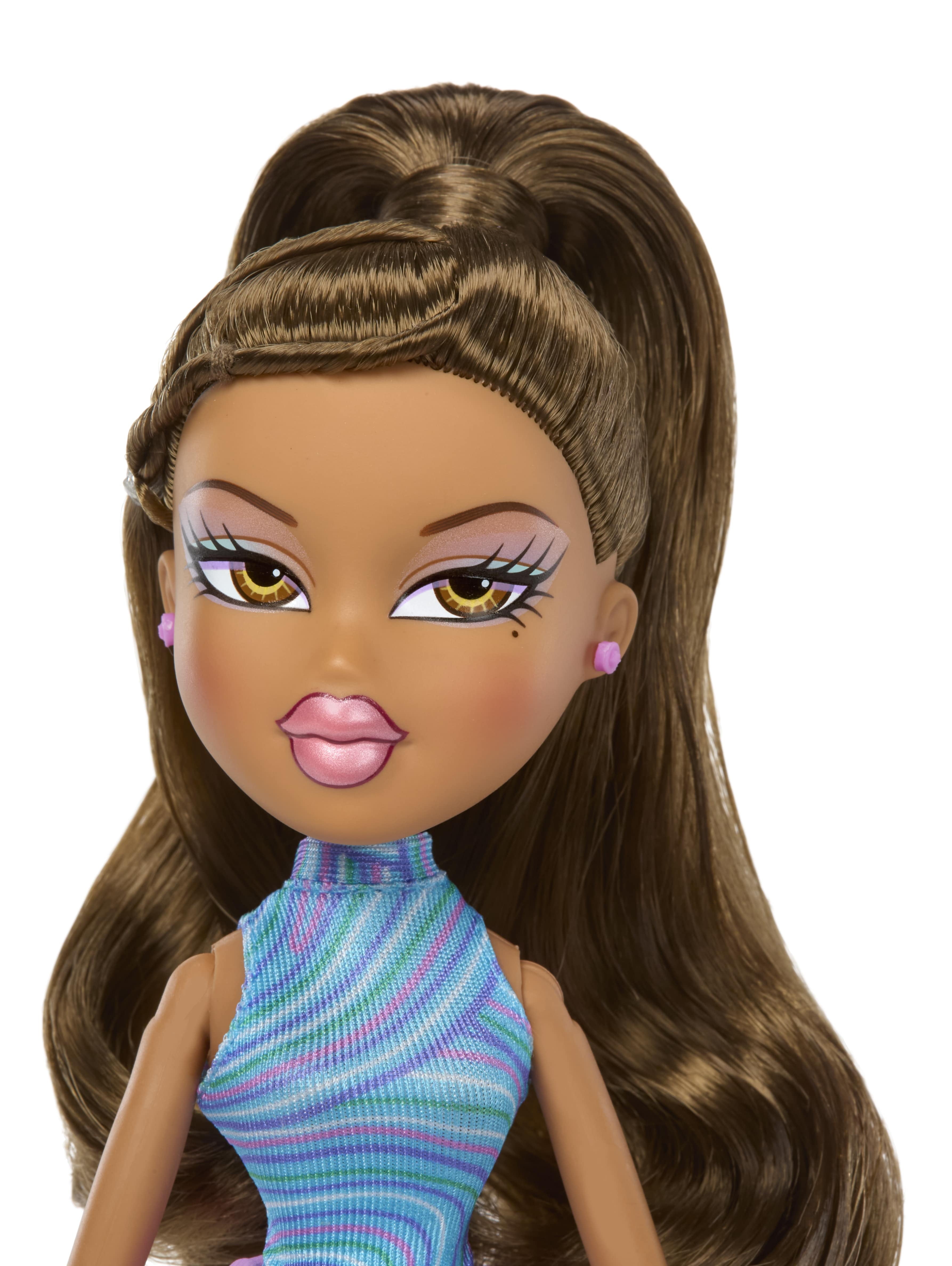 Bratz Play Sportz Fashion Doll – Yasmin