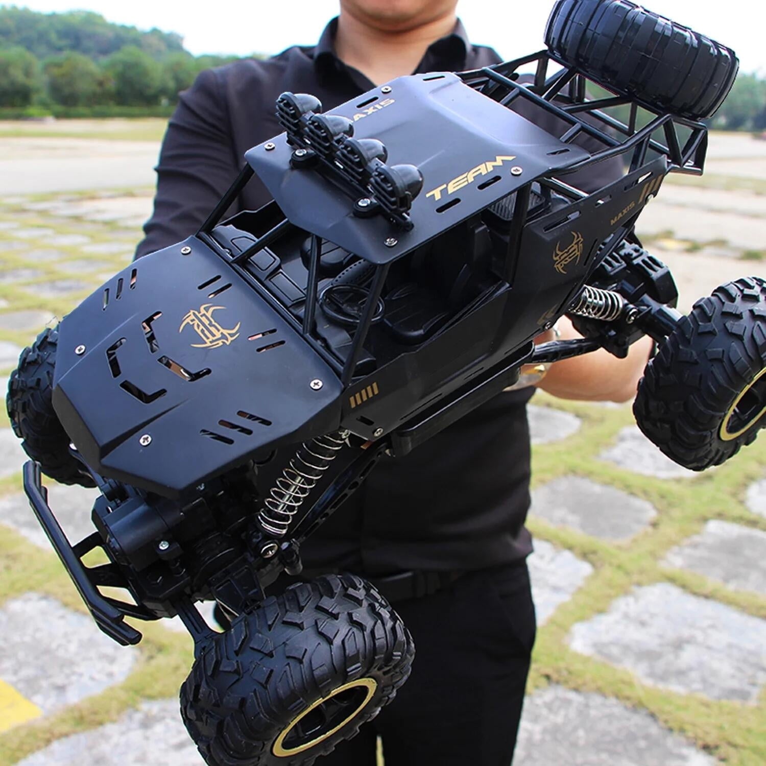 4DRC 1:12 Rc Car,off Road Truck Remote Control Car Metal Shell 2.4G 4WD Dual Motors, with 2 Batteries Black