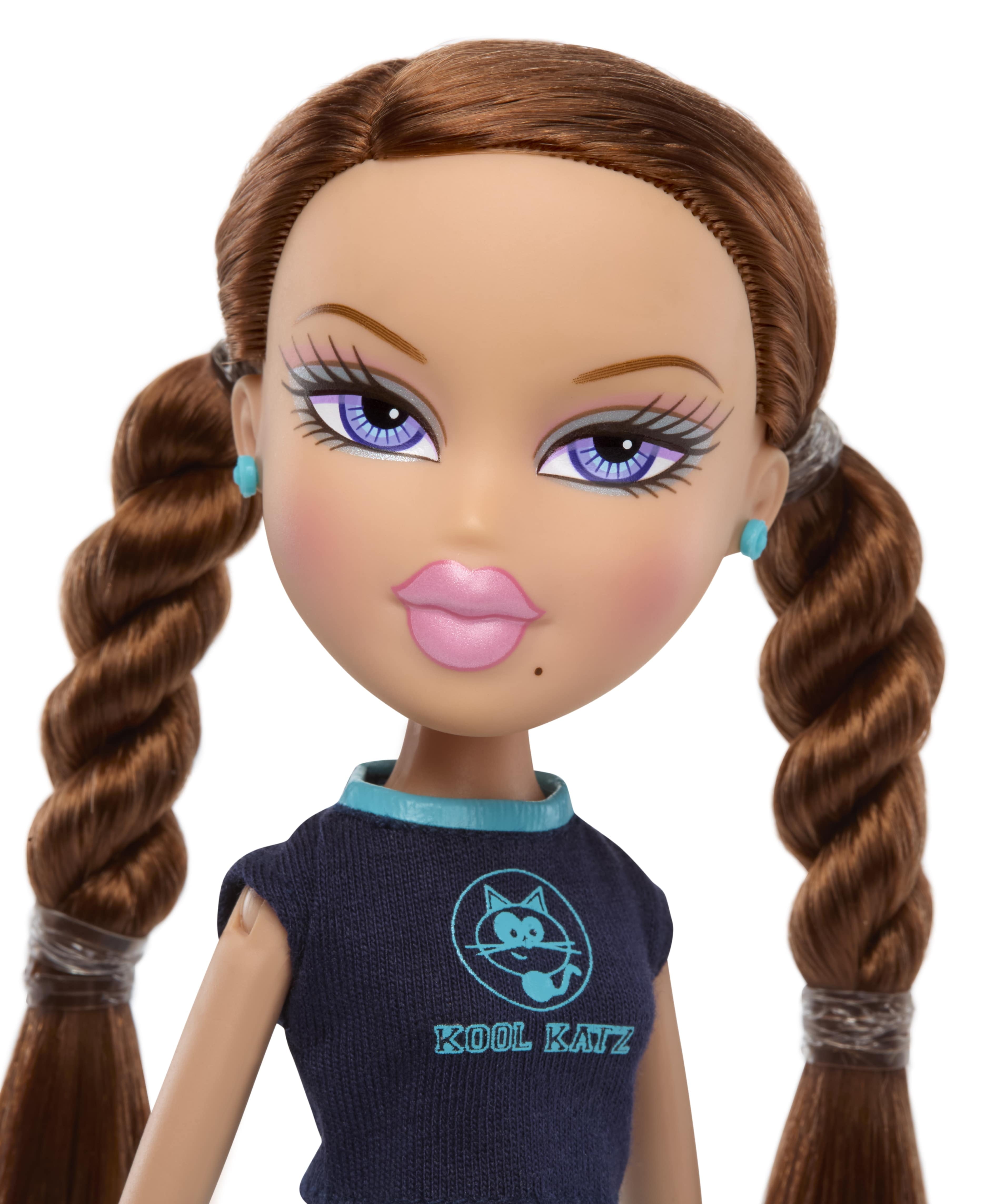 Bratz Play Sportz Roxxi (Soccer) Fashion Doll With Accessories