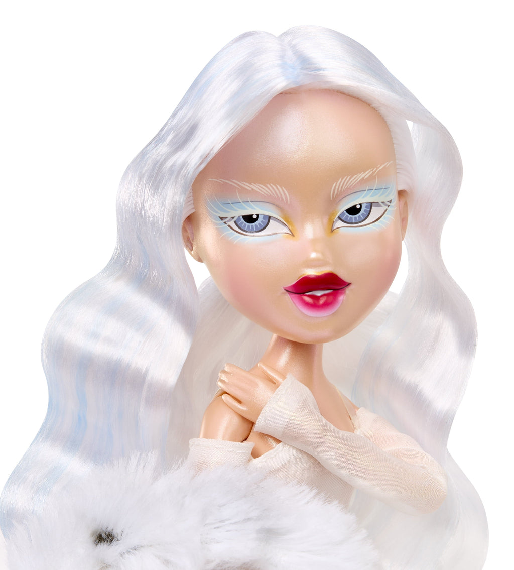 Bratz 2025 Holidayz Frosty Nightz Cloe Collector Doll with Premium Fashions and Accessories